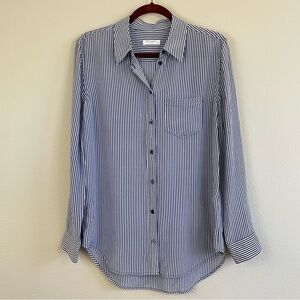Equipment Femme Navy and White Gingham Silk Button Down Blouse Size Small